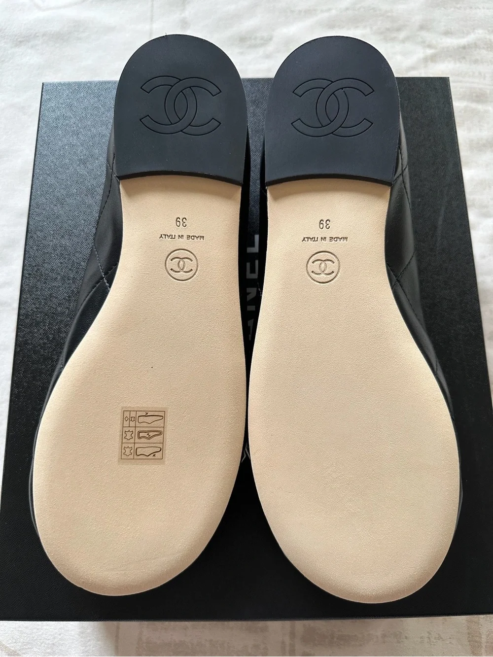 CHANEL 26M Coco Beach Cambon Quilted Leather Ballet Flats black size 39